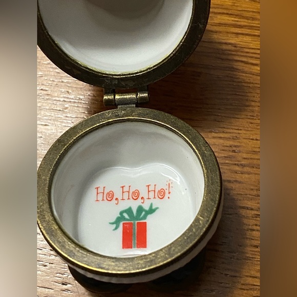 Adorable vintage Santa Claus hinged porcelain box with special message inside - Picture 6 of 6